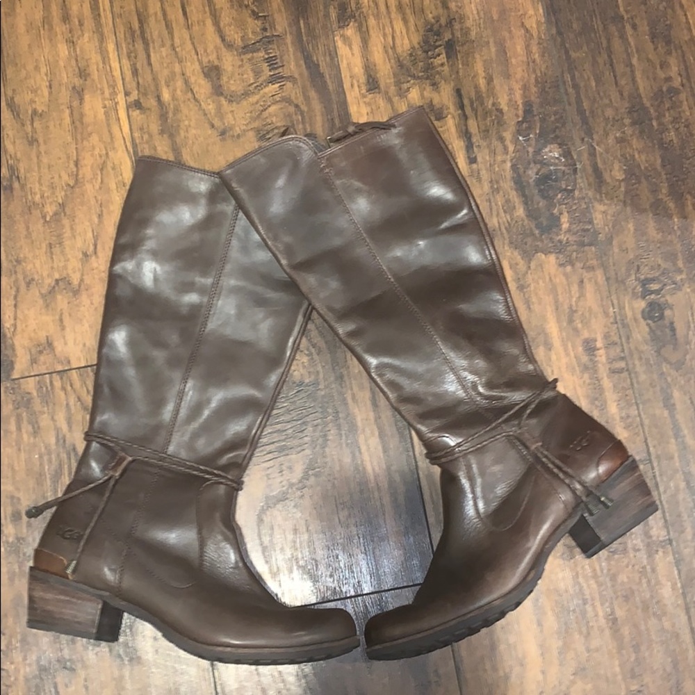 Uggs leather boots